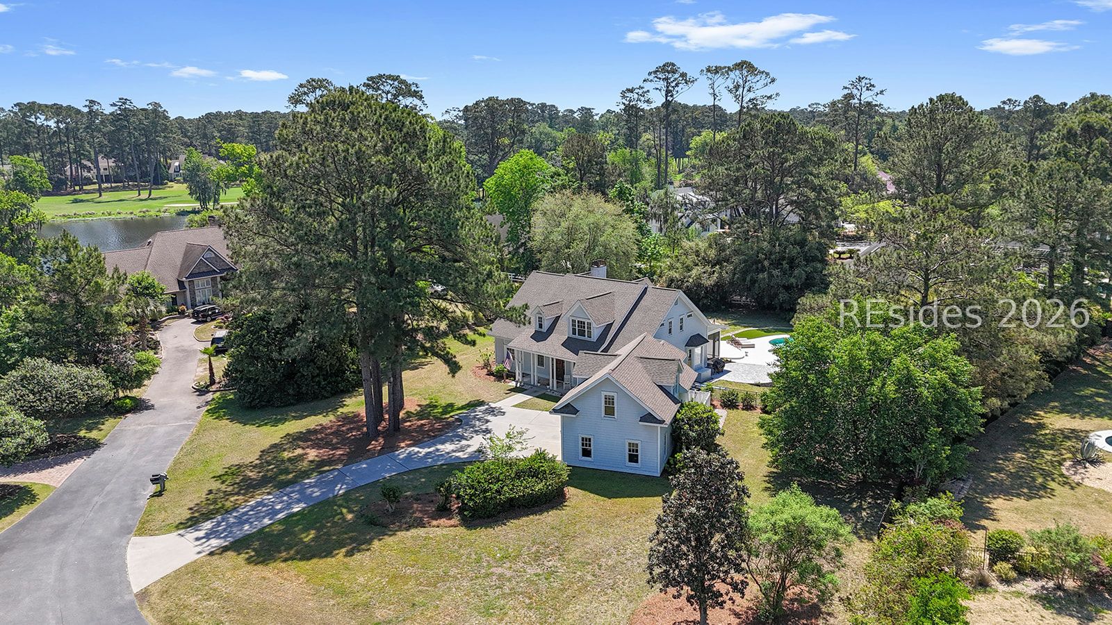 4 Hidden Lake Court