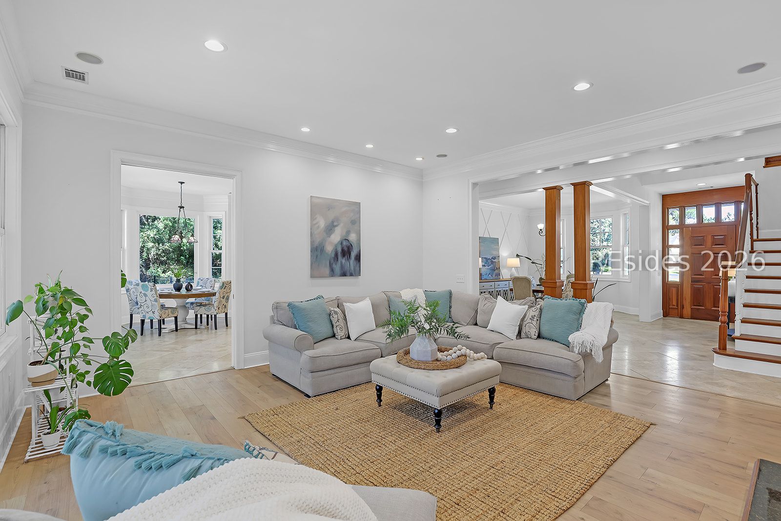 4 Hidden Lake Court
