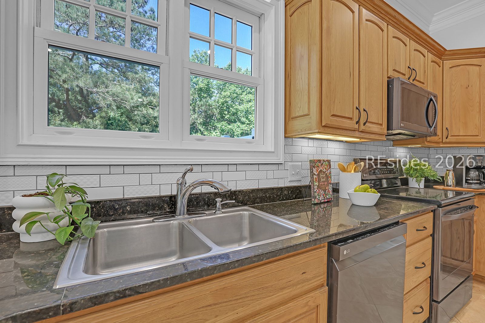 4 Hidden Lake Court