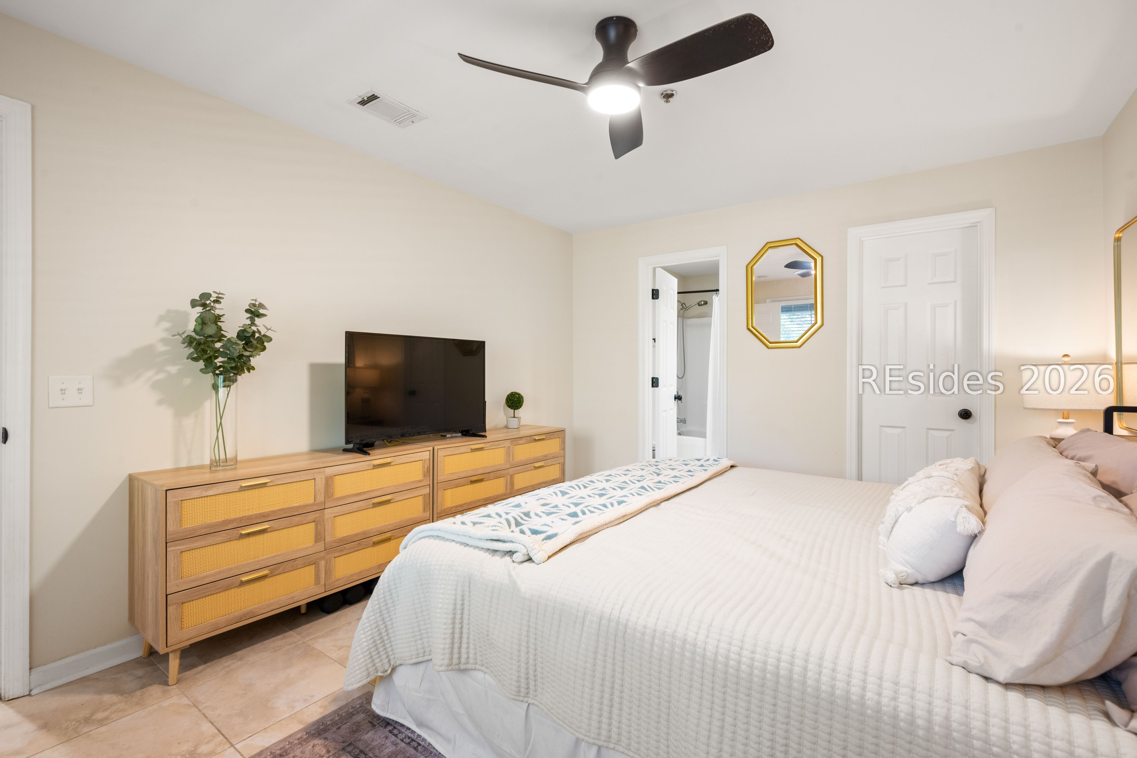 50 Yacht Cove Drive Unit: 327