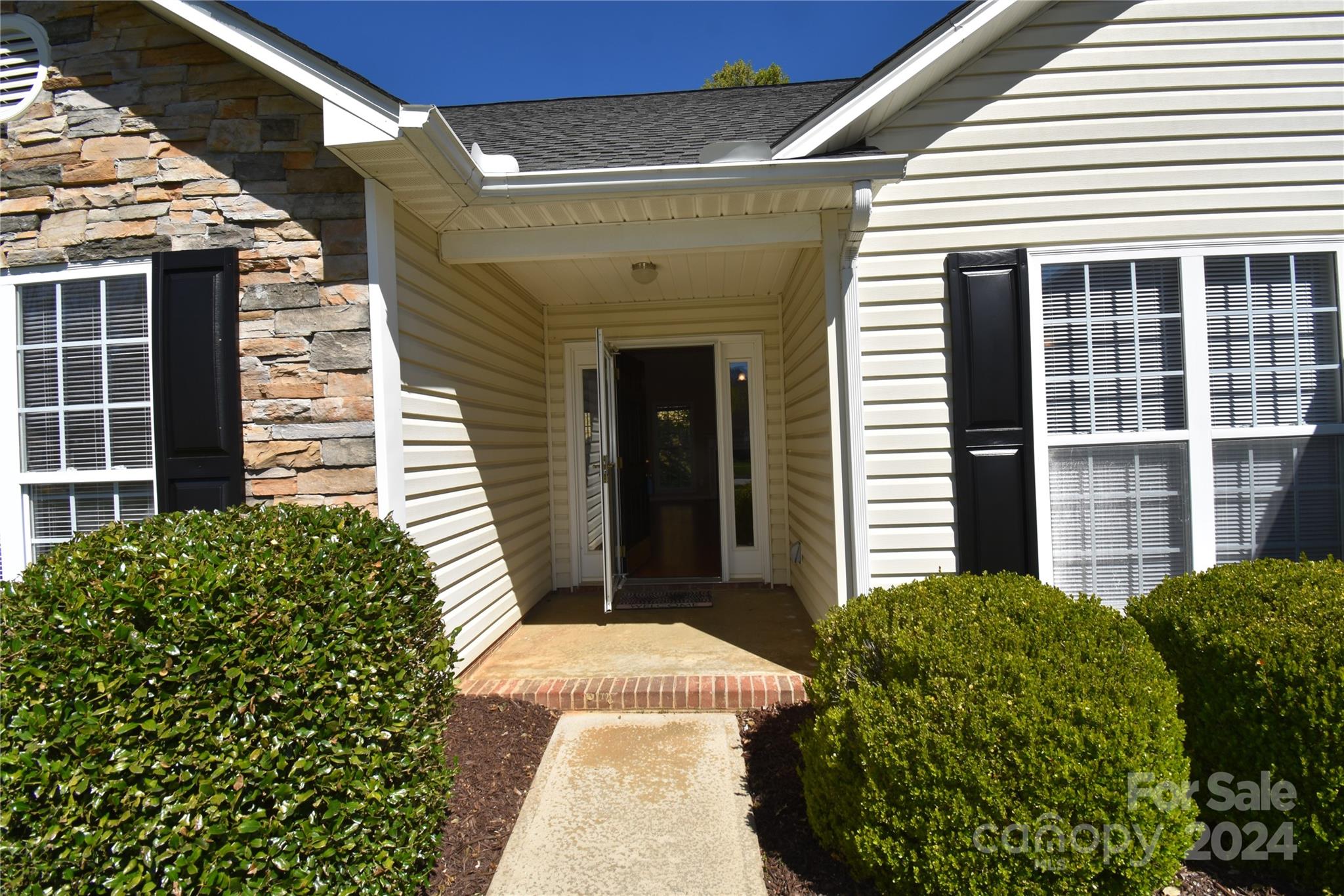 144 Morning Mist Road