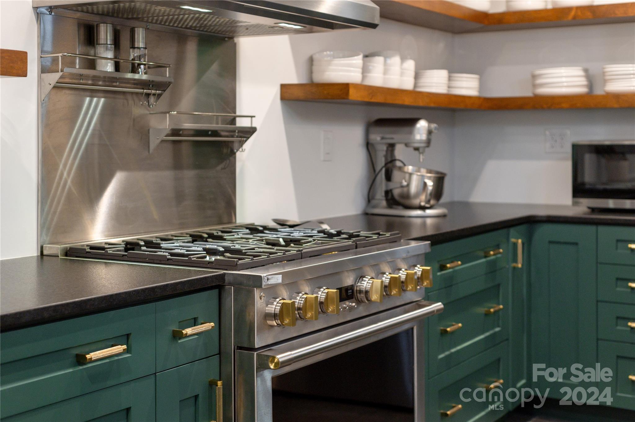 45 Chestnut Ridge Road