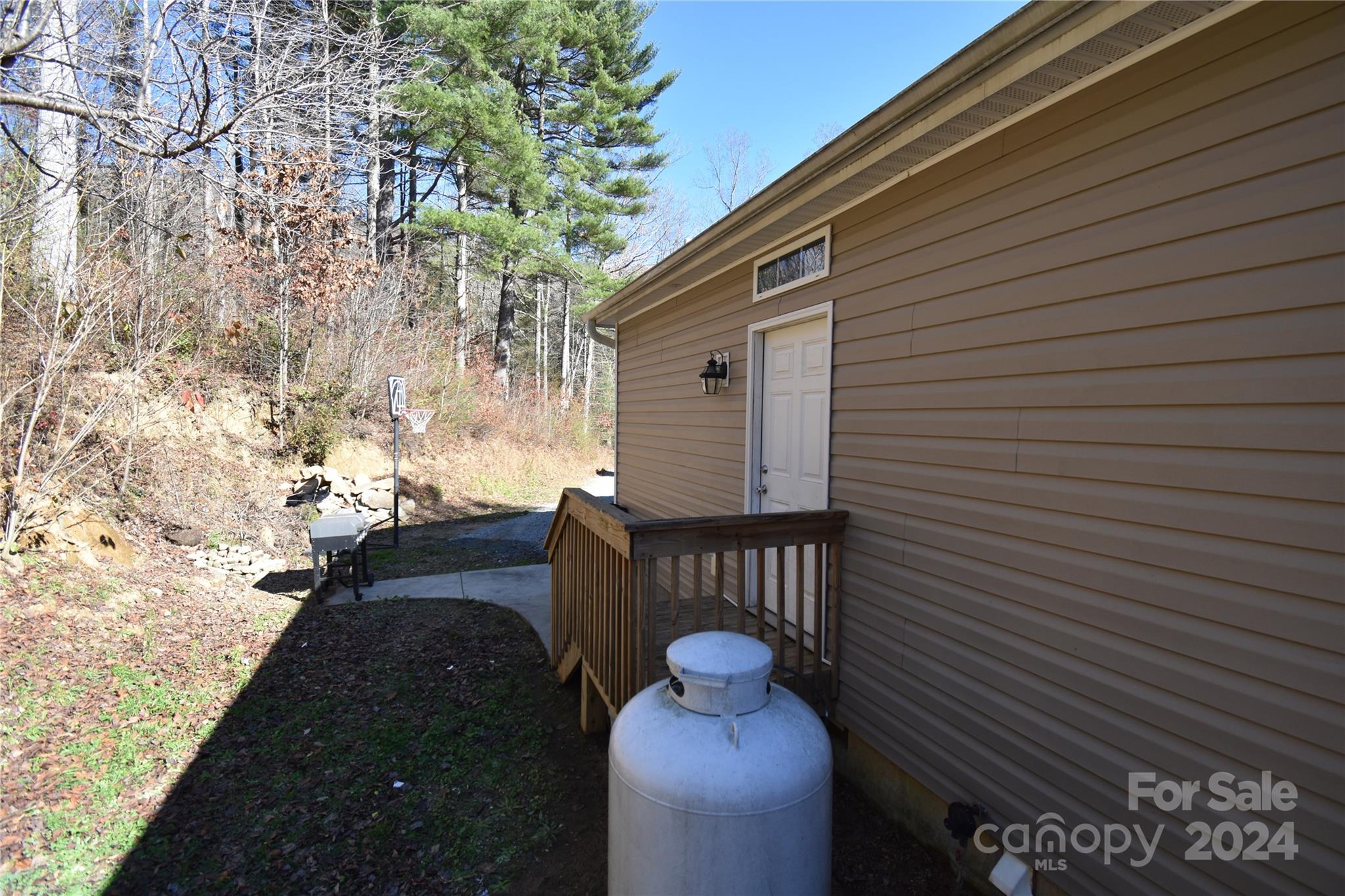 549 Freeman Creek Road