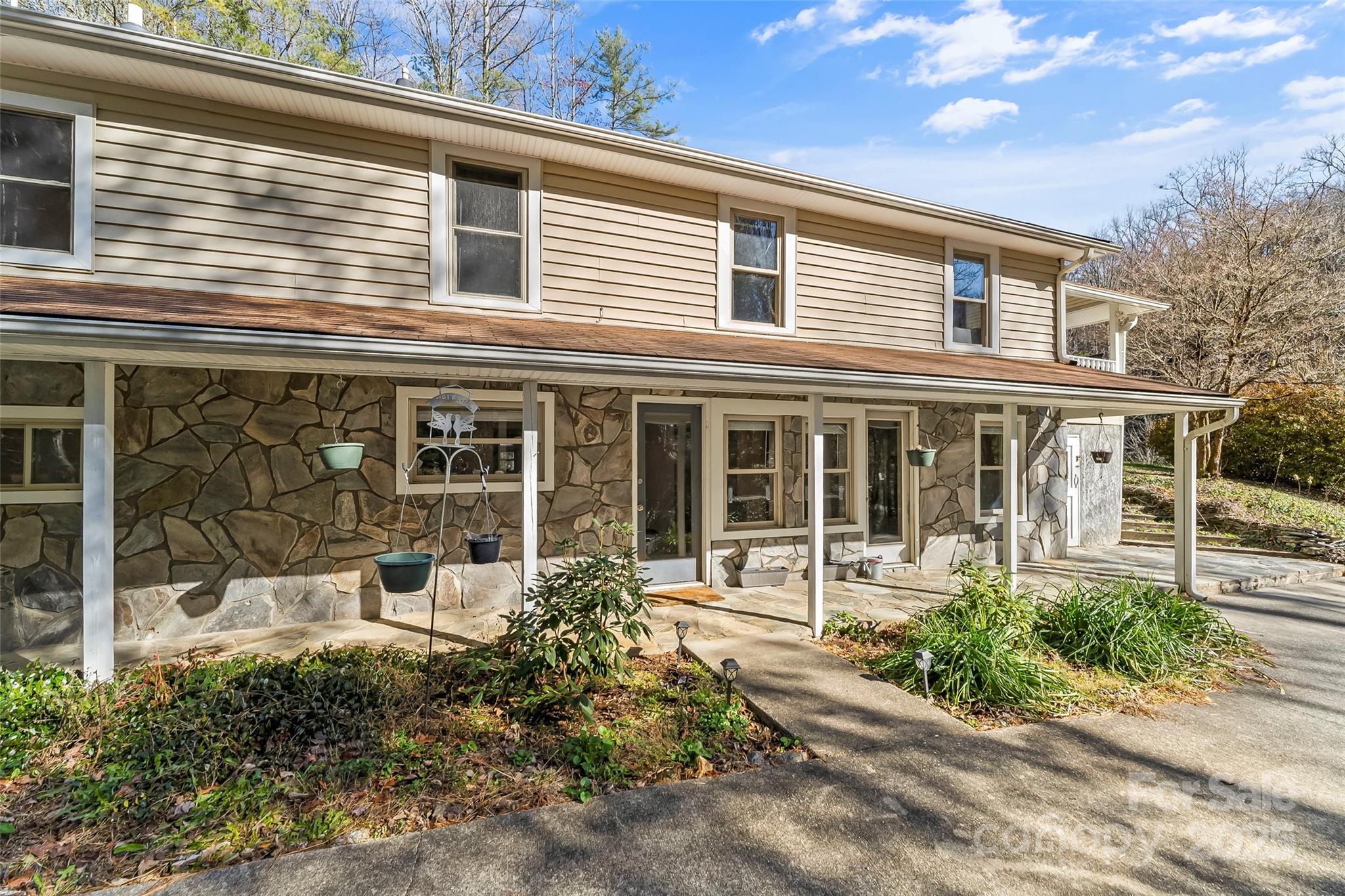 1896 Frozen Creek Road