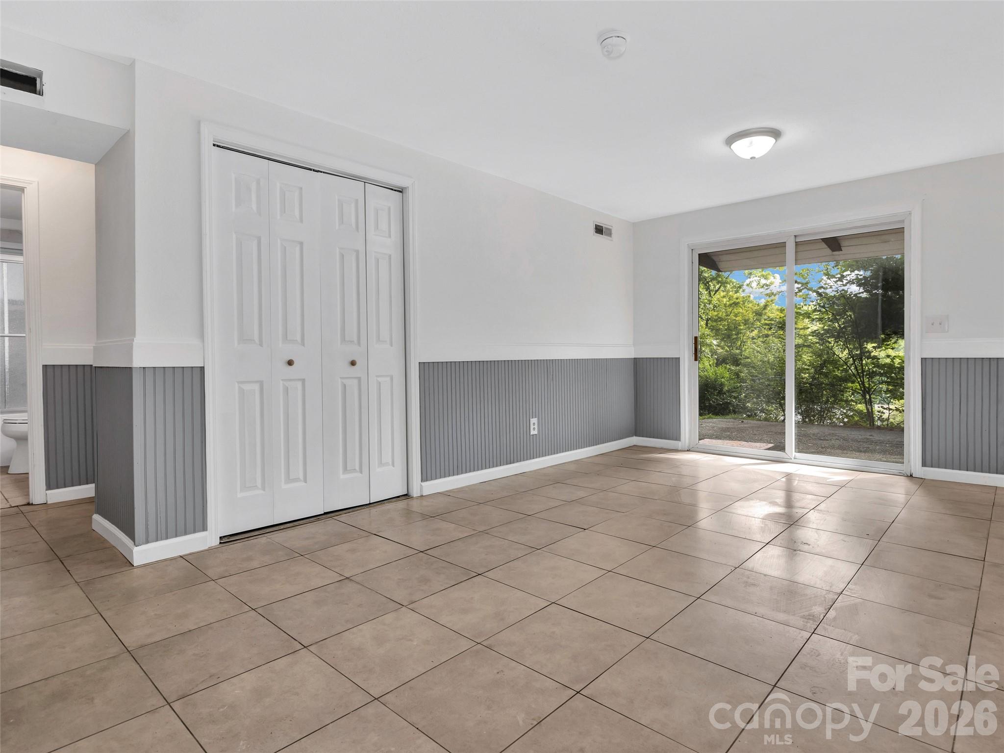 114 Elden Street