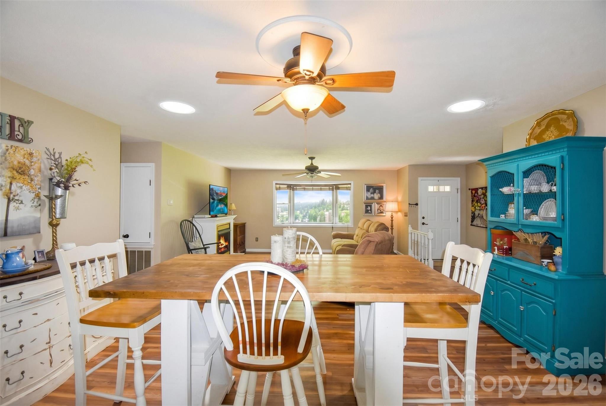 14 N Willow Wood Trail