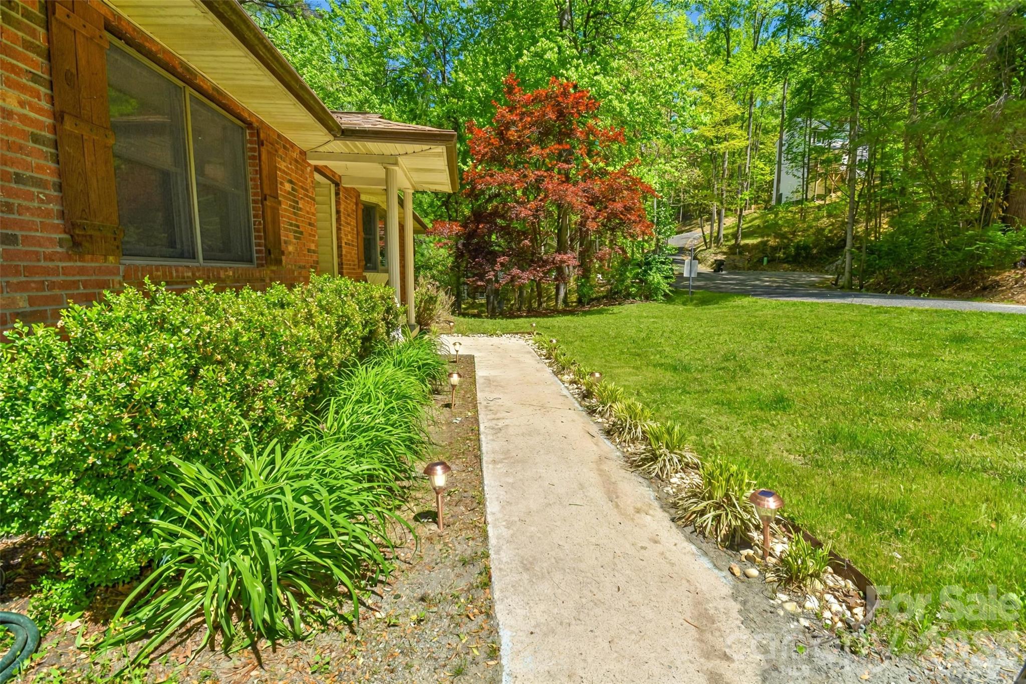 14 N Willow Wood Trail