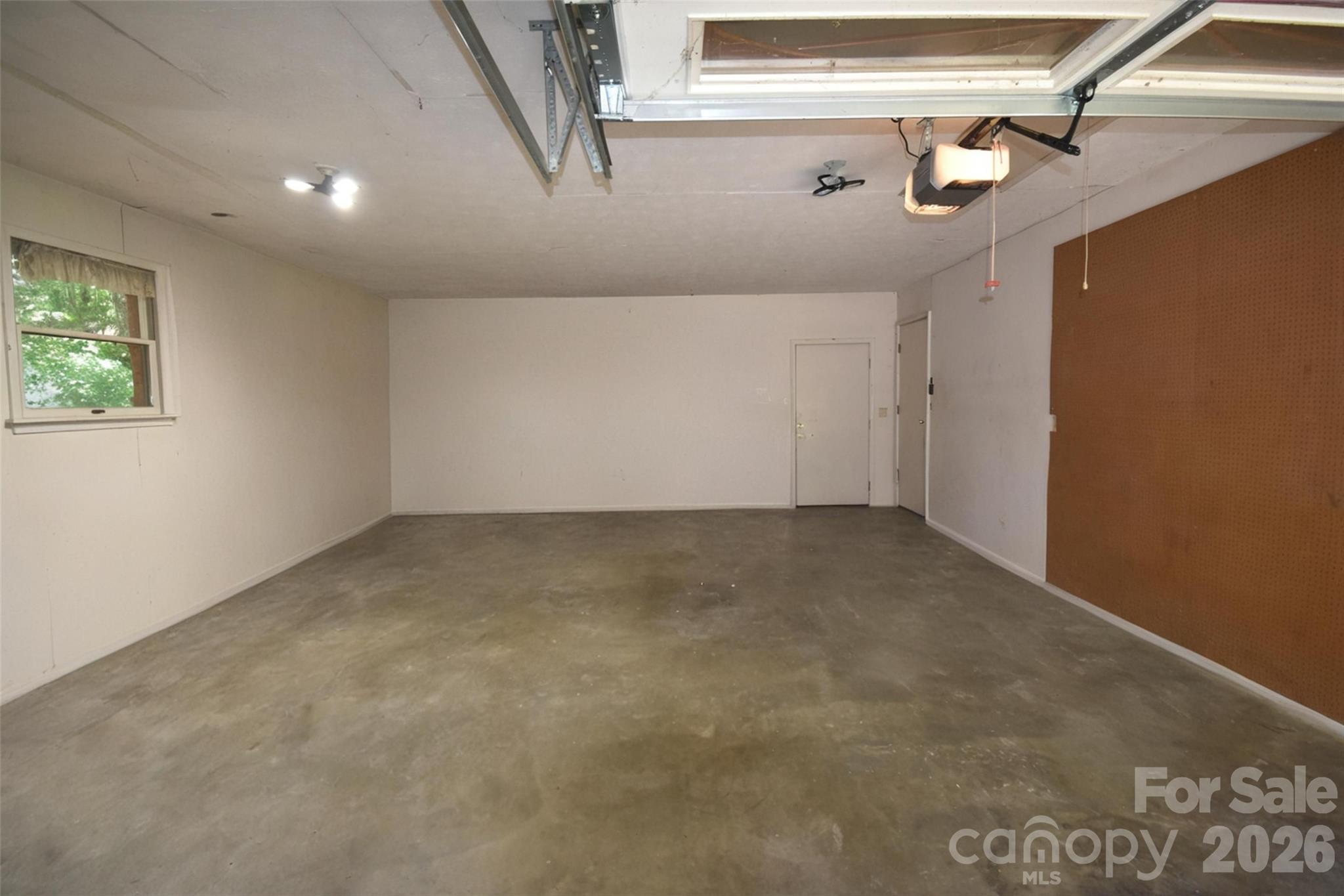 14 N Willow Wood Trail