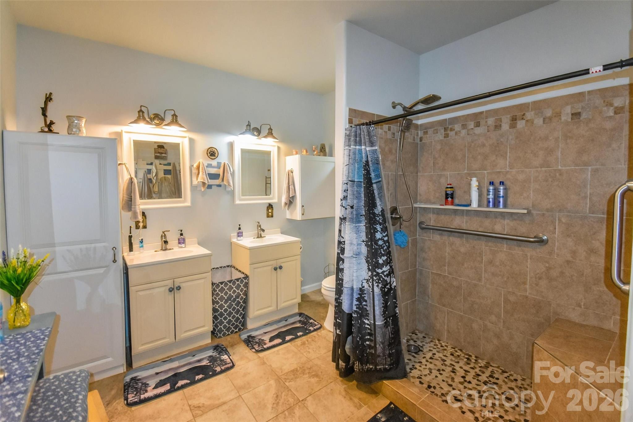 945 N Country Club Road