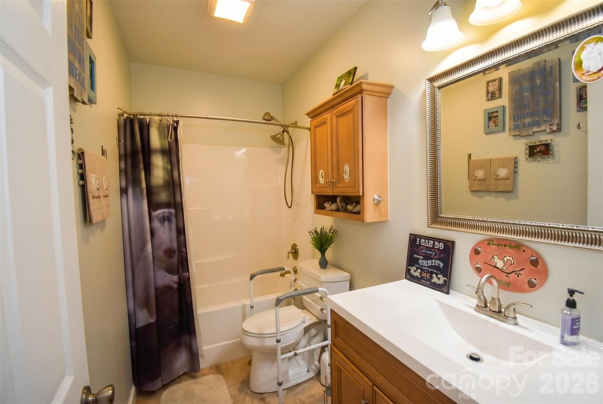 945 N Country Club Road