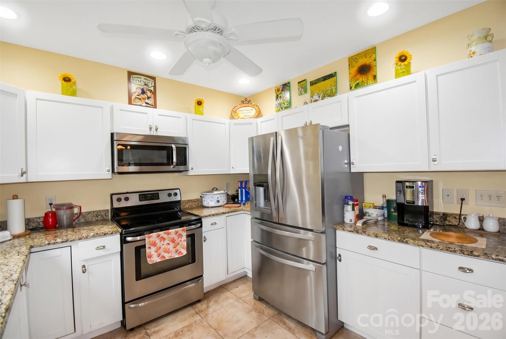 945 N Country Club Road