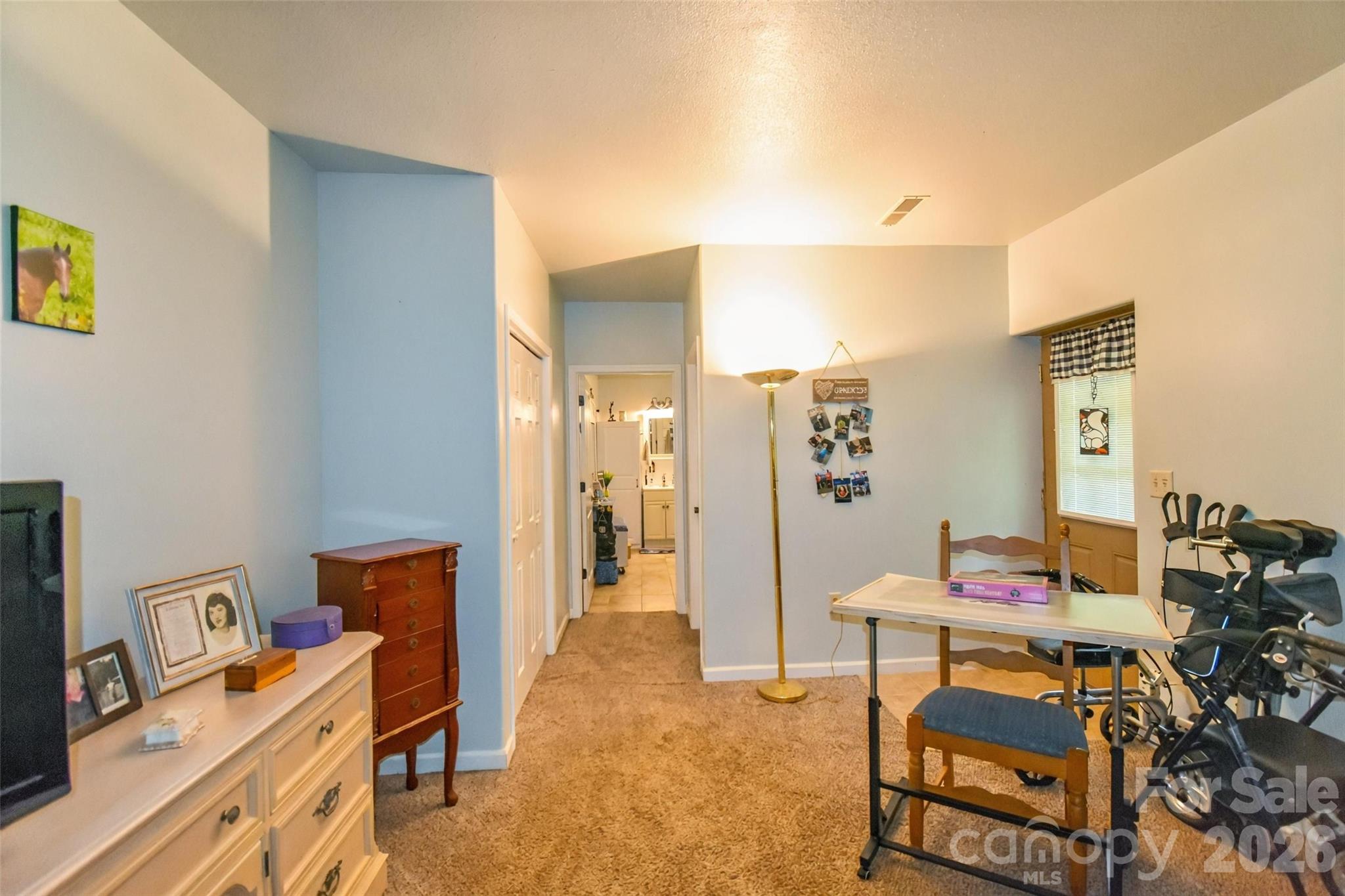 945 N Country Club Road