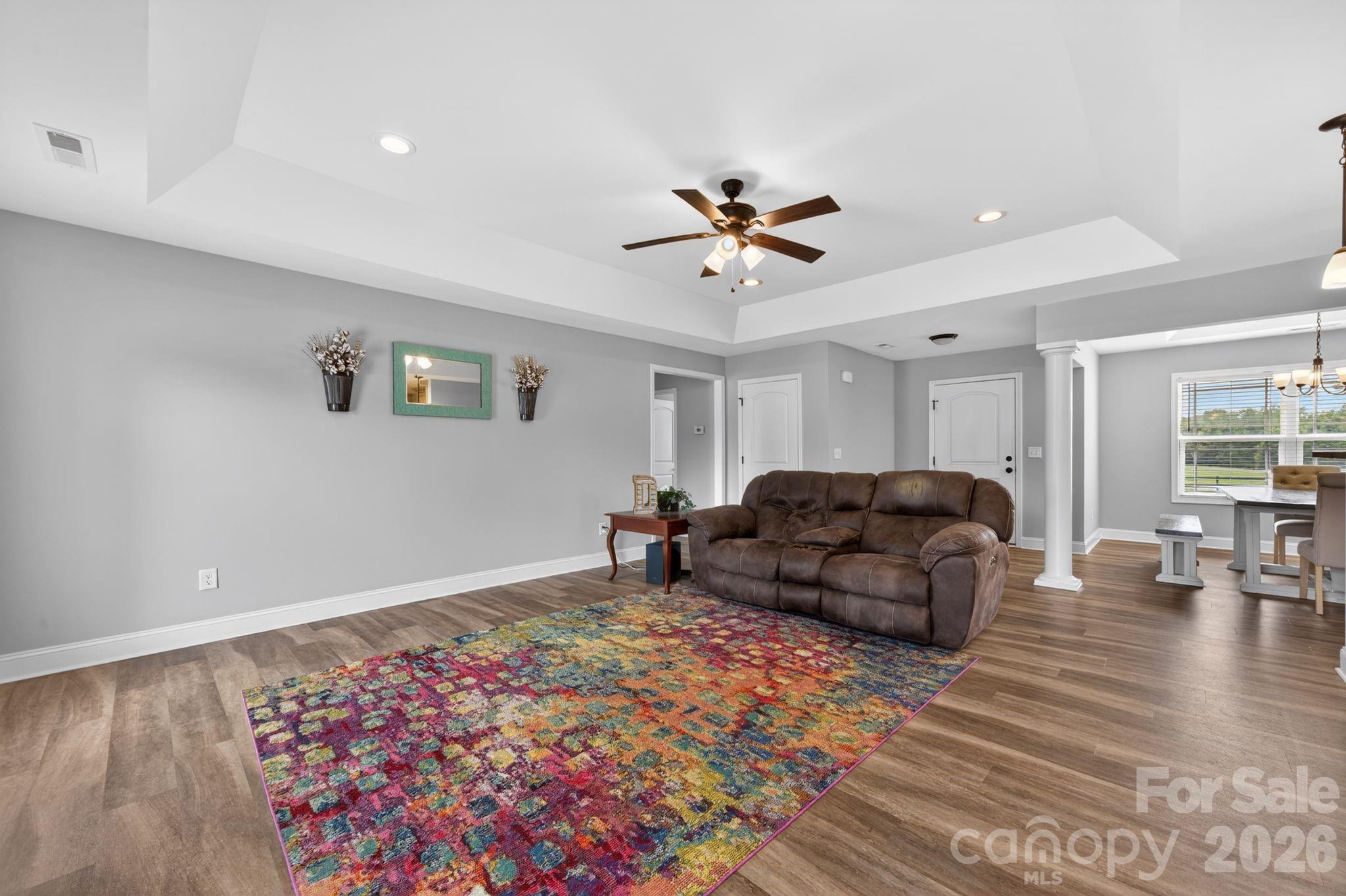879 Doggett Road