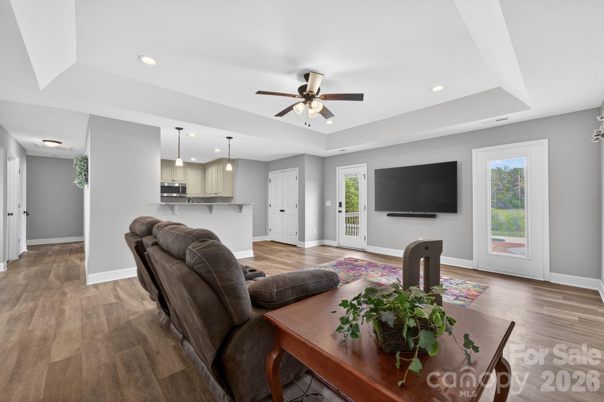 879 Doggett Road