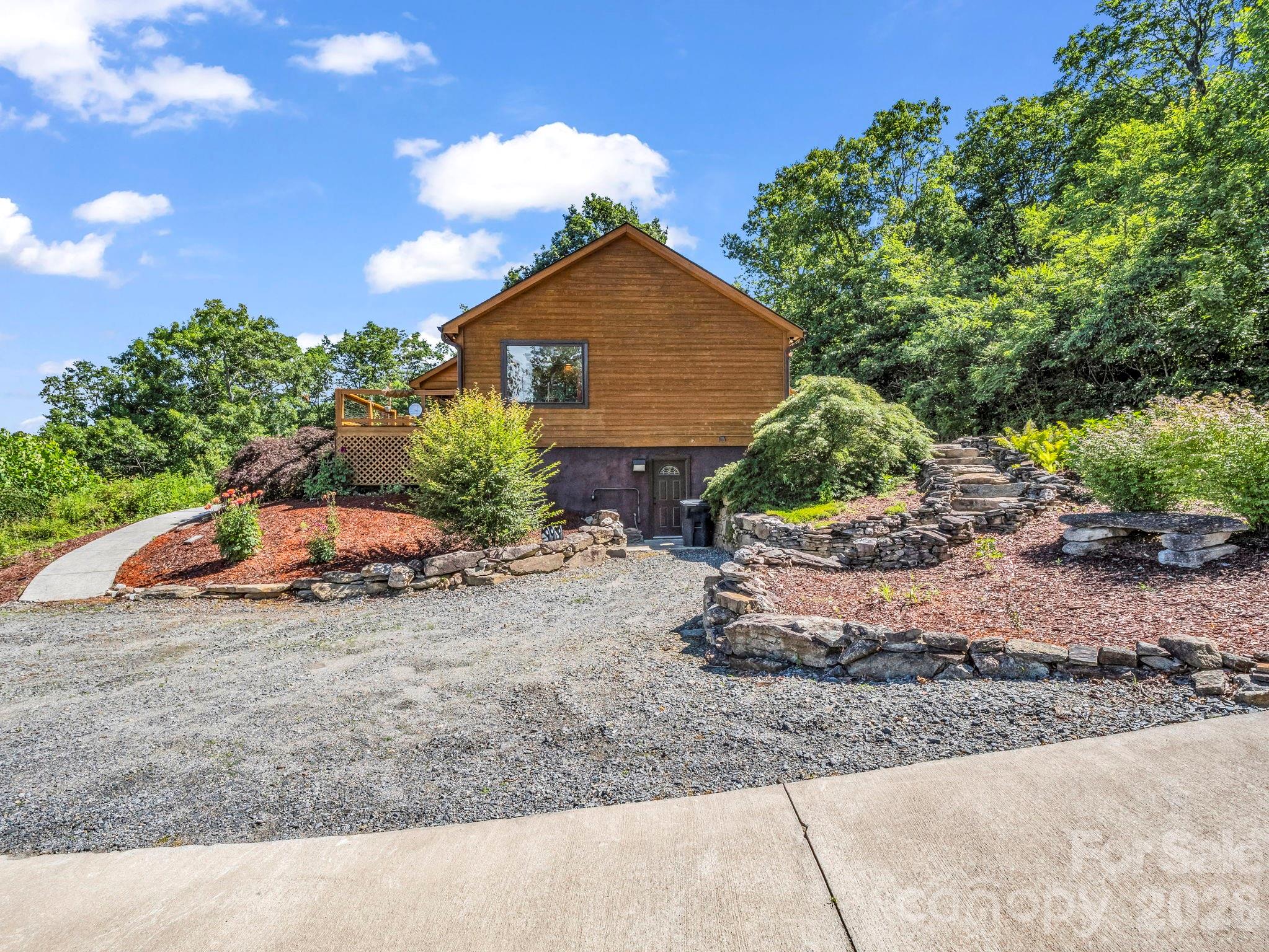 1025 Jeter Mountain Road