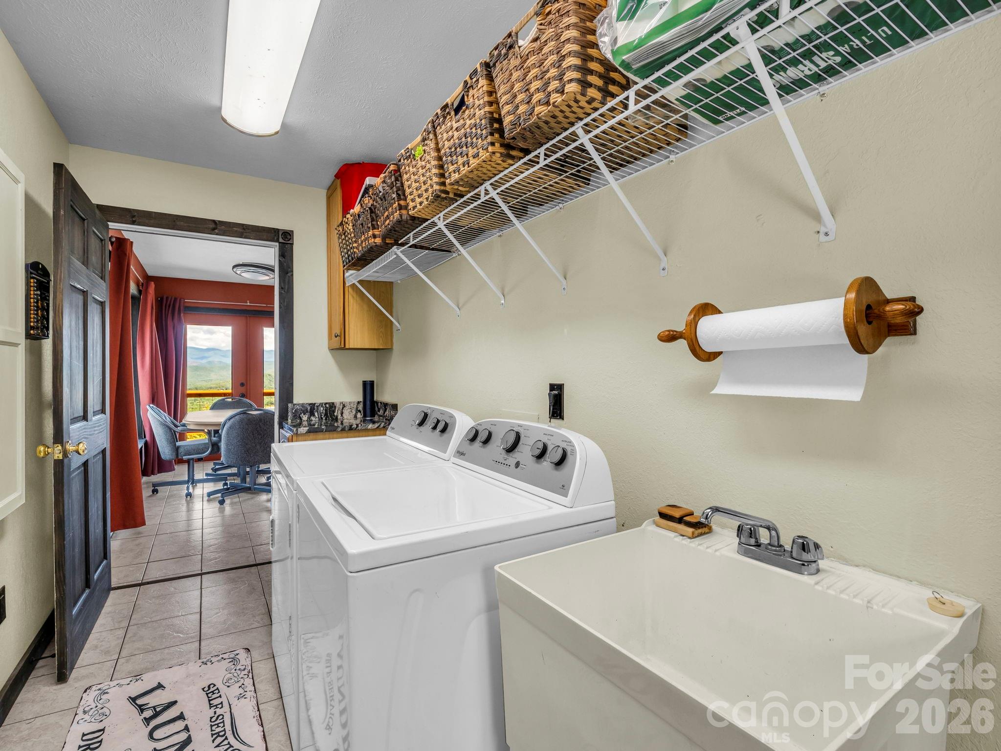 1025 Jeter Mountain Road