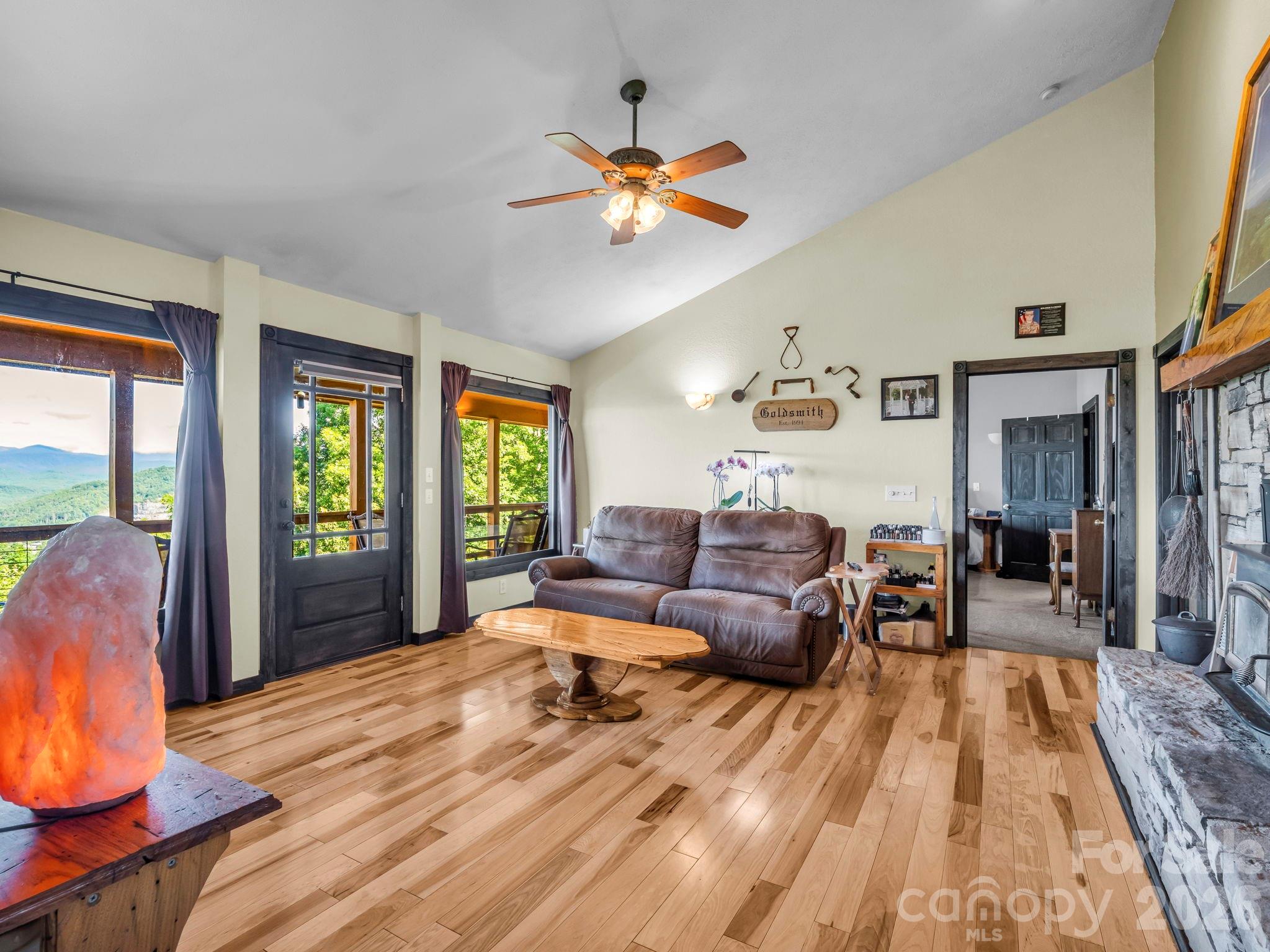 1025 Jeter Mountain Road