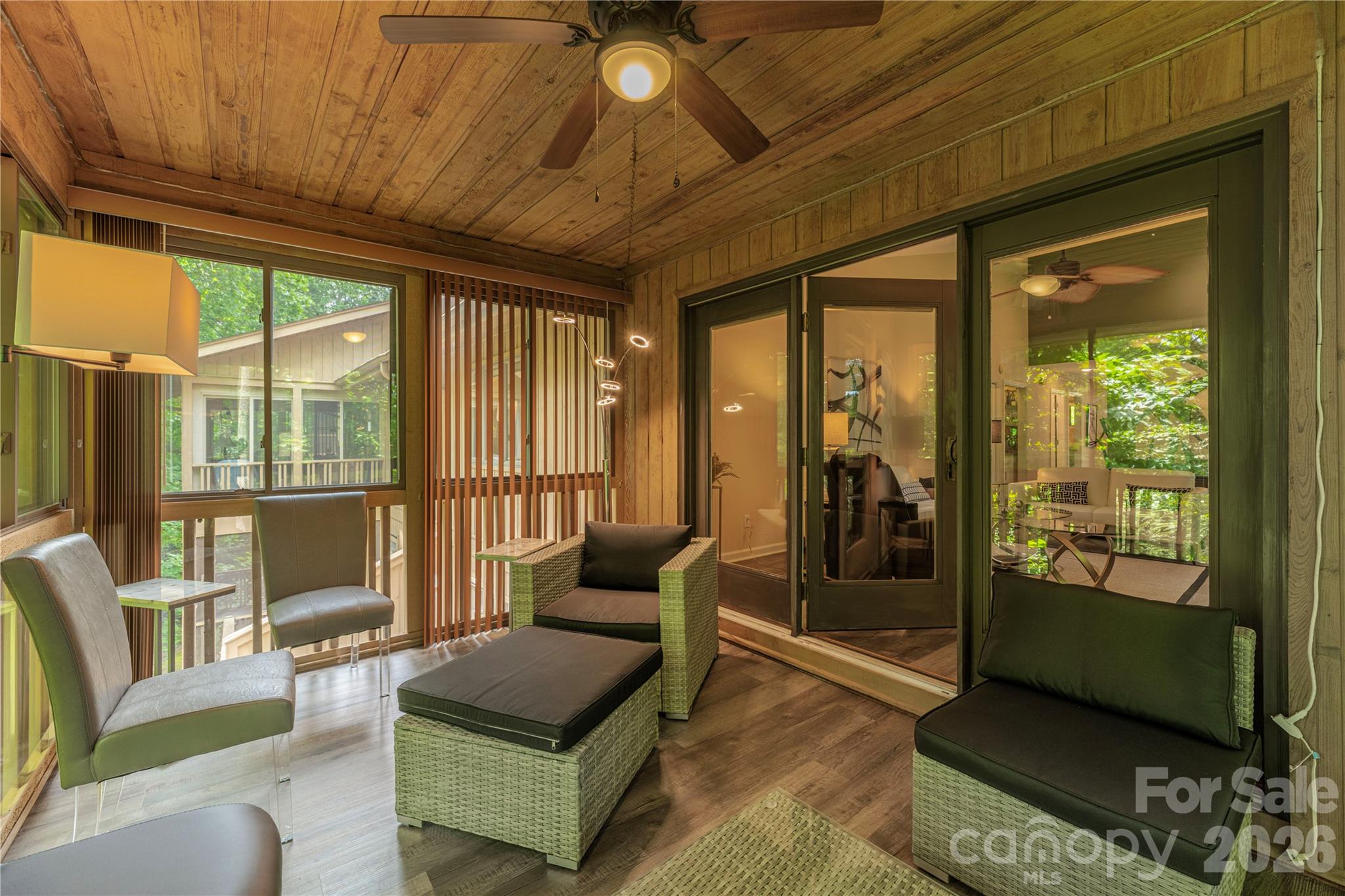 204 Live Oak Lane