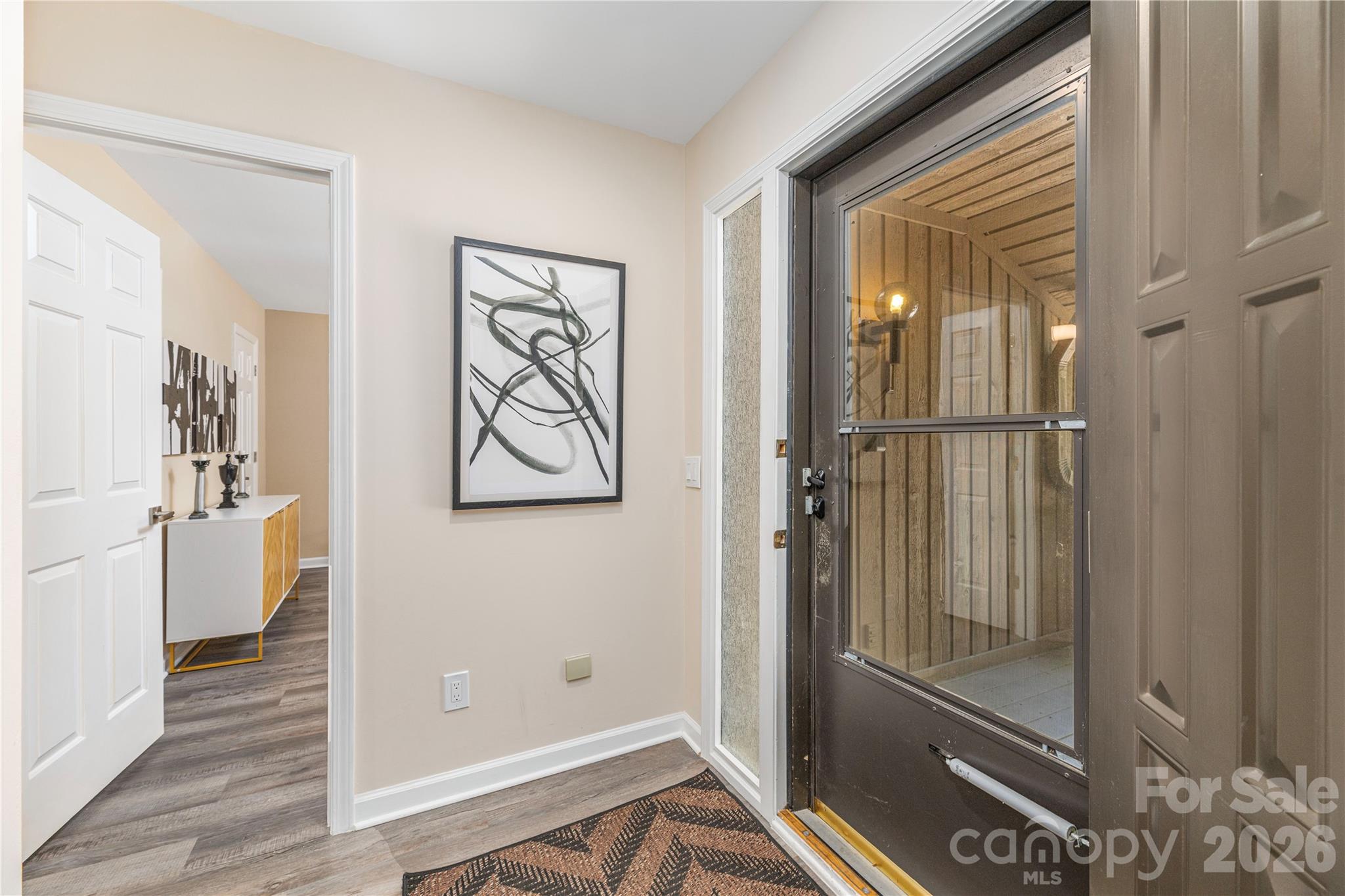 204 Live Oak Lane