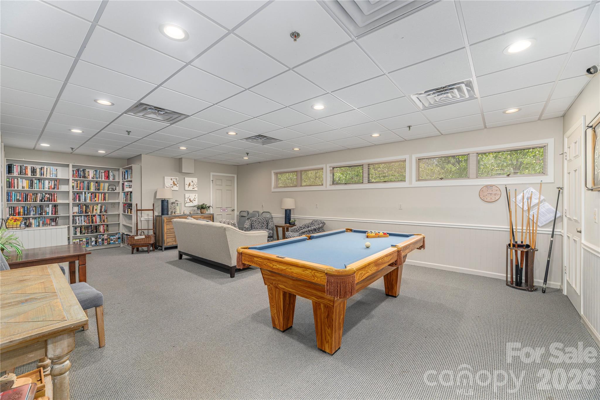 204 Live Oak Lane