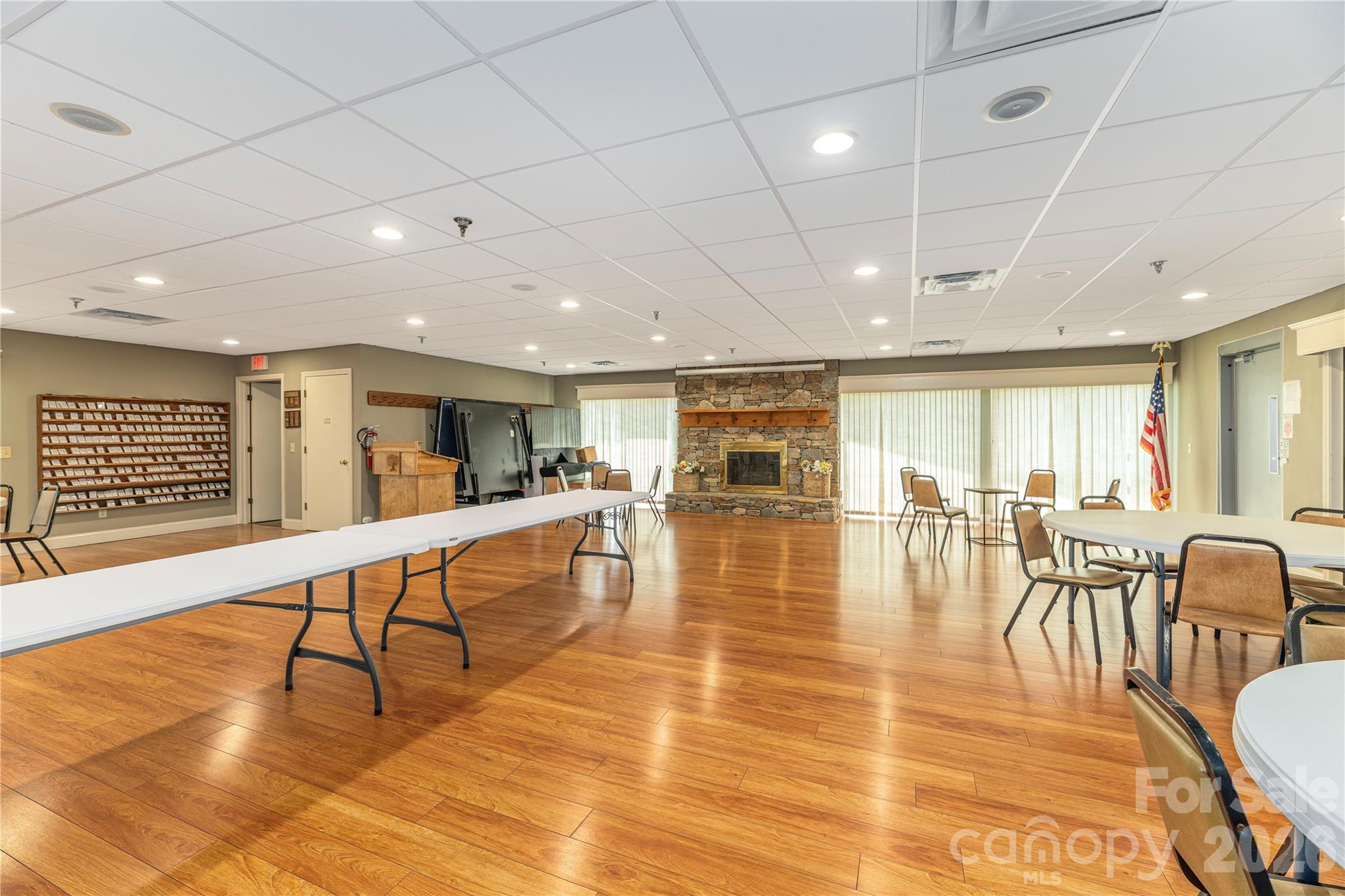 204 Live Oak Lane