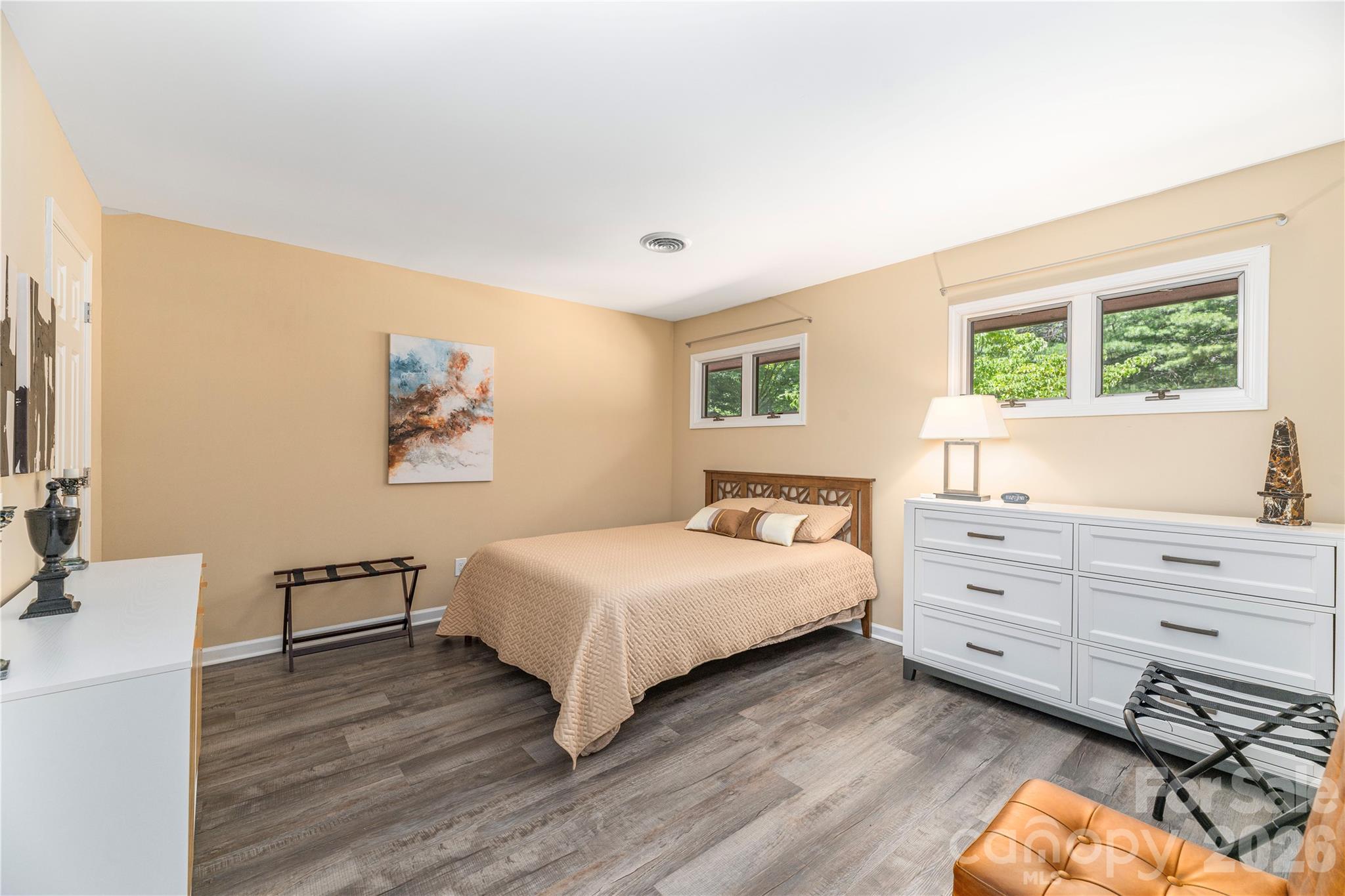 204 Live Oak Lane