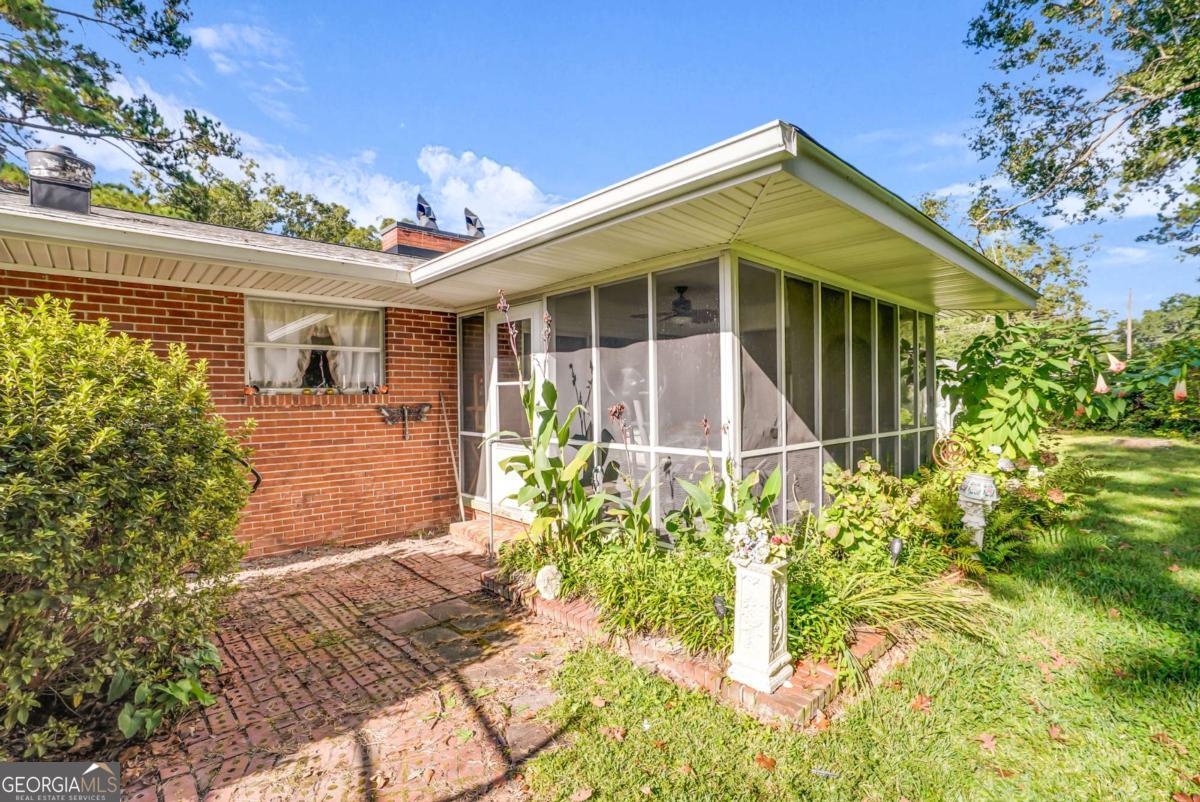 97 Azalea Avenue