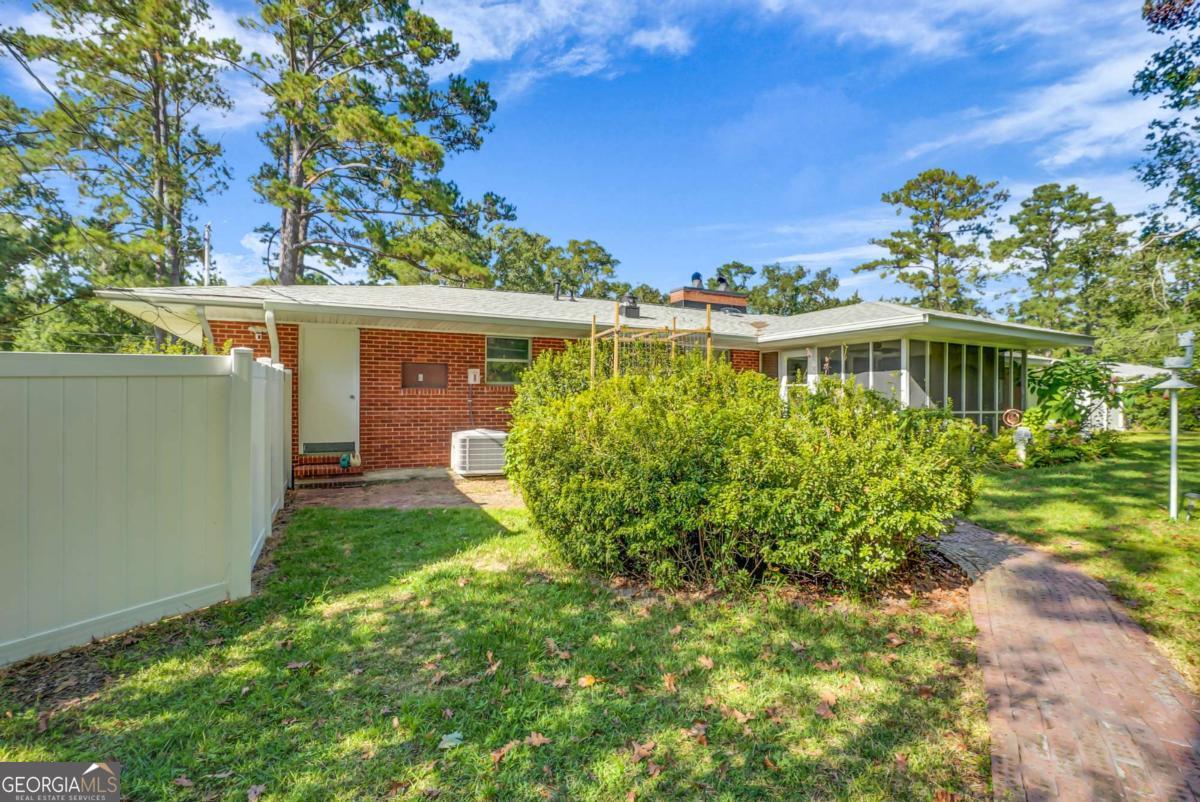 97 Azalea Avenue
