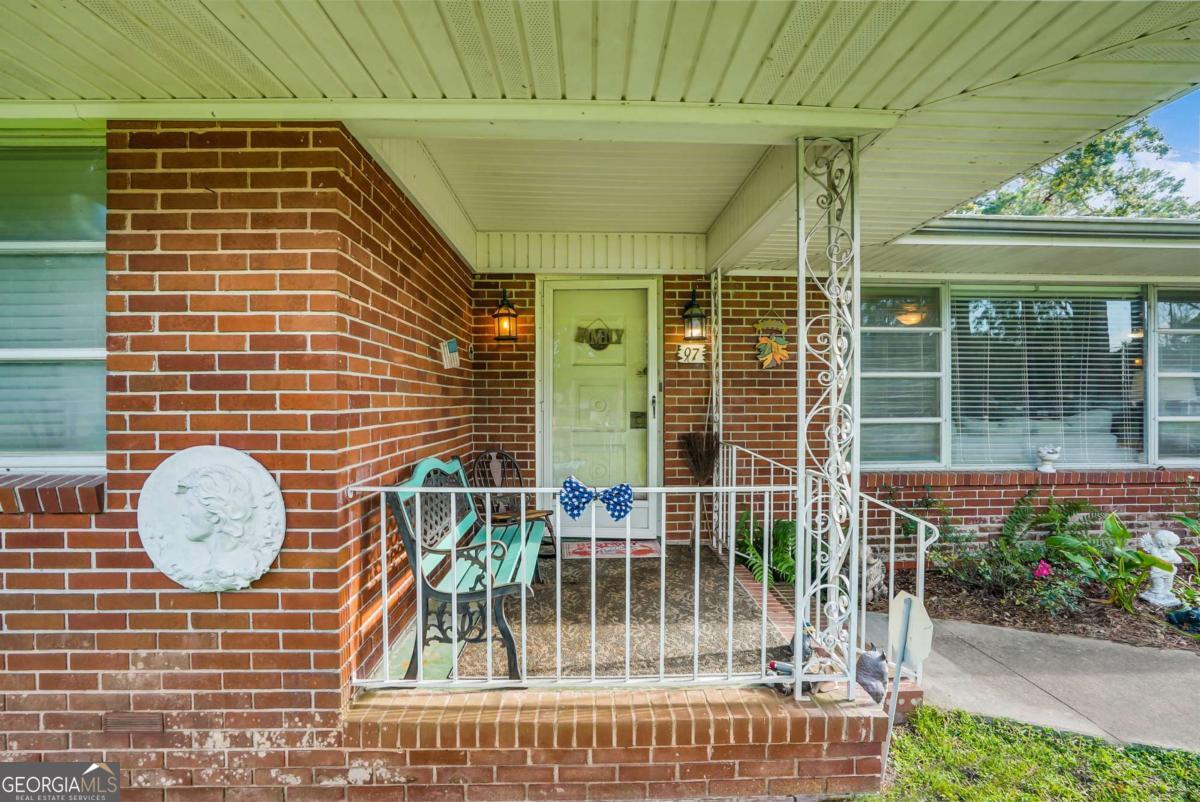 97 Azalea Avenue