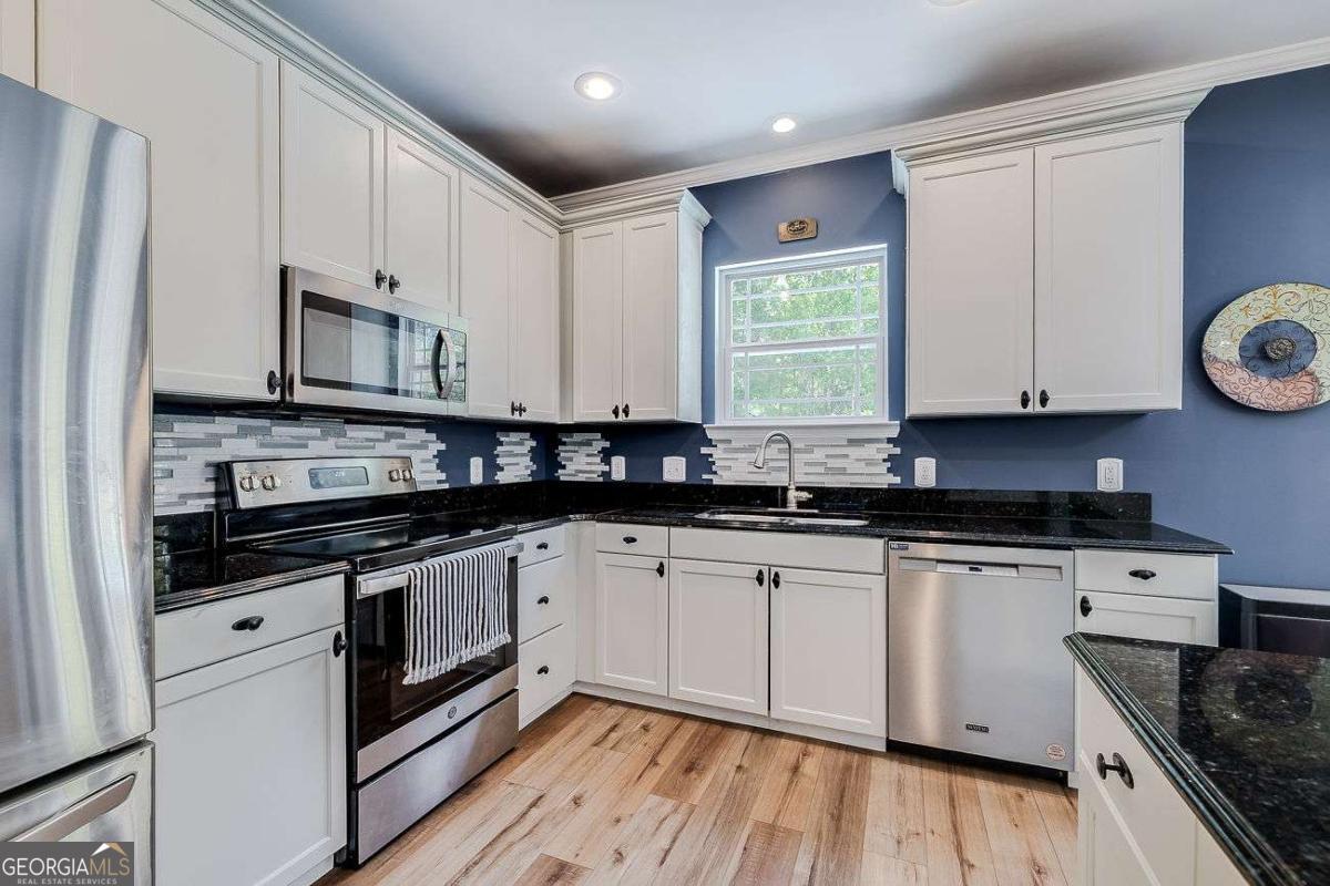 13 Rolling Springs Lane