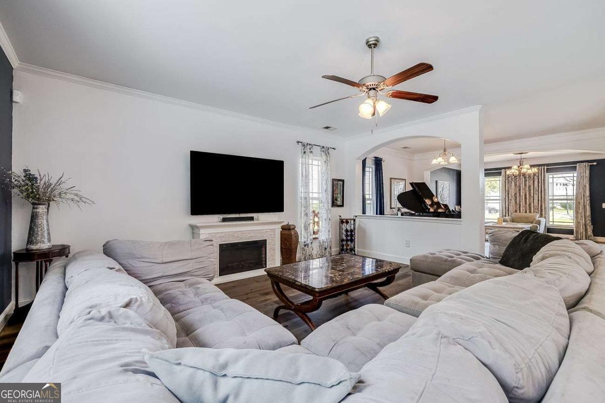 13 Rolling Springs Lane