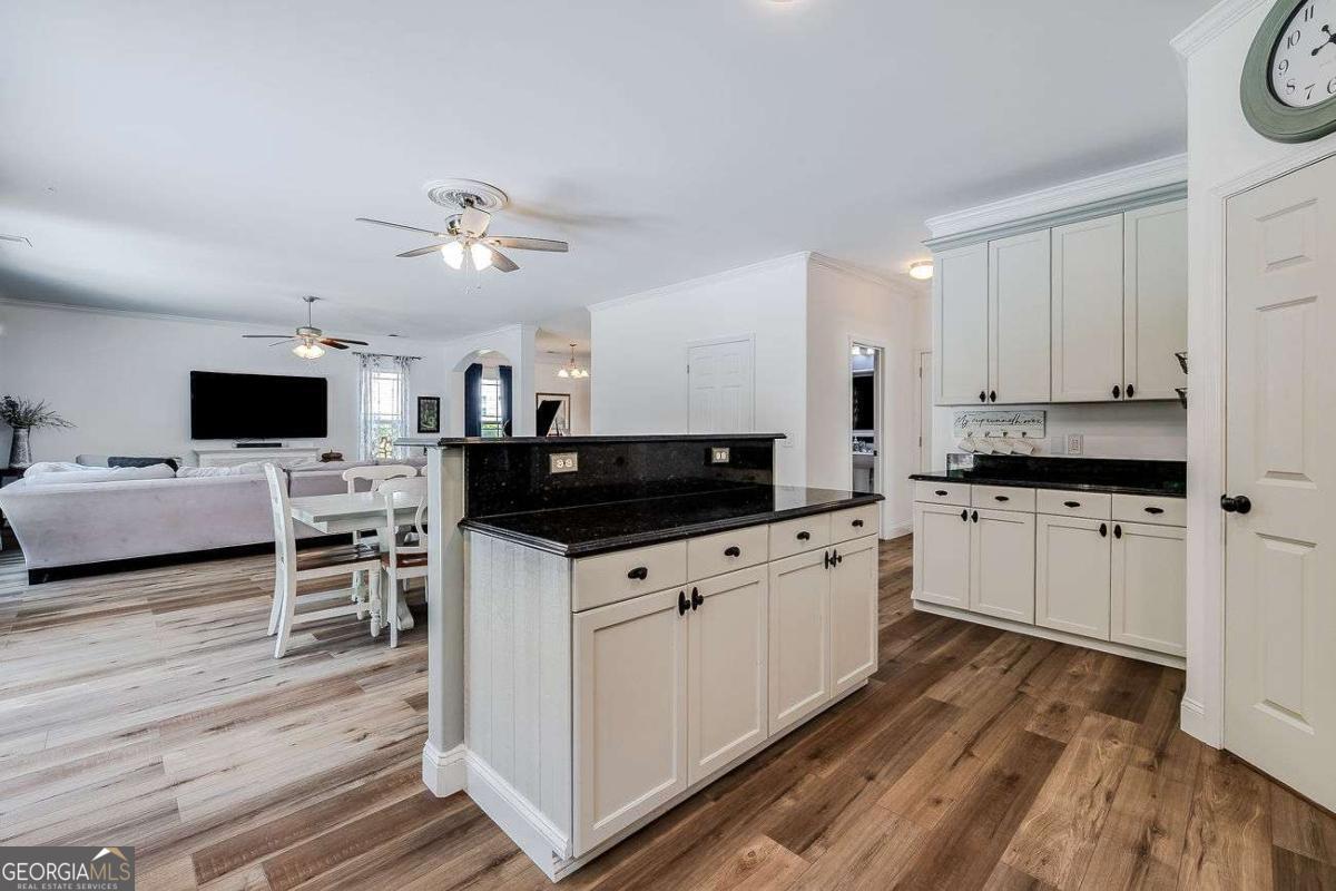 13 Rolling Springs Lane