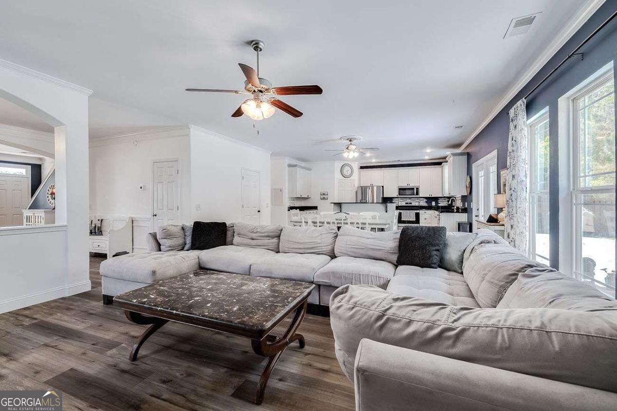 13 Rolling Springs Lane