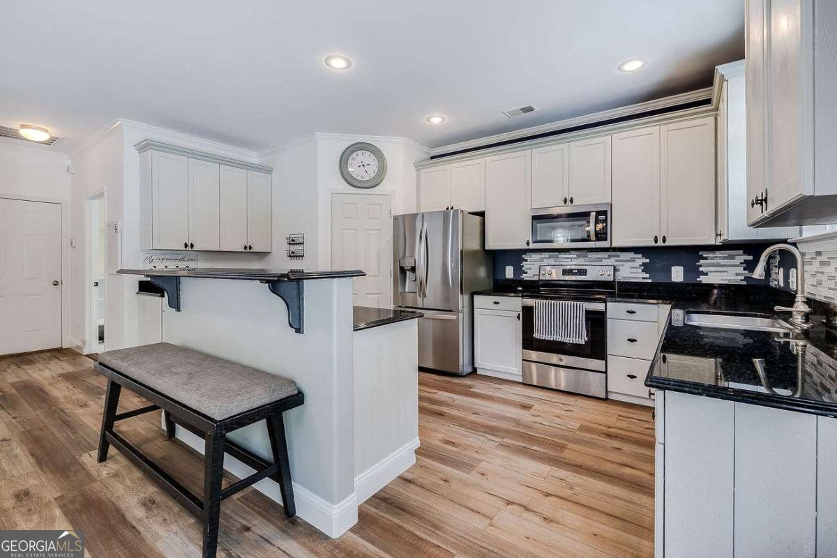 13 Rolling Springs Lane