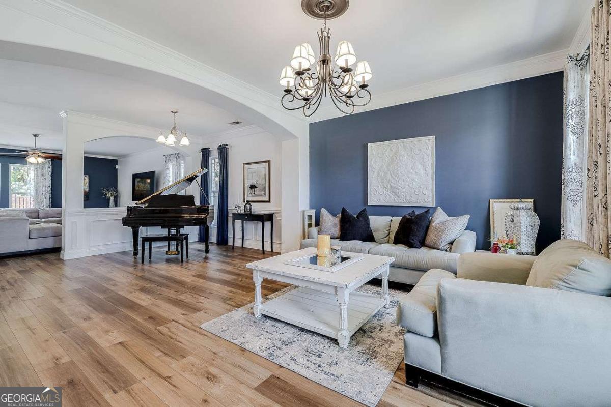 13 Rolling Springs Lane