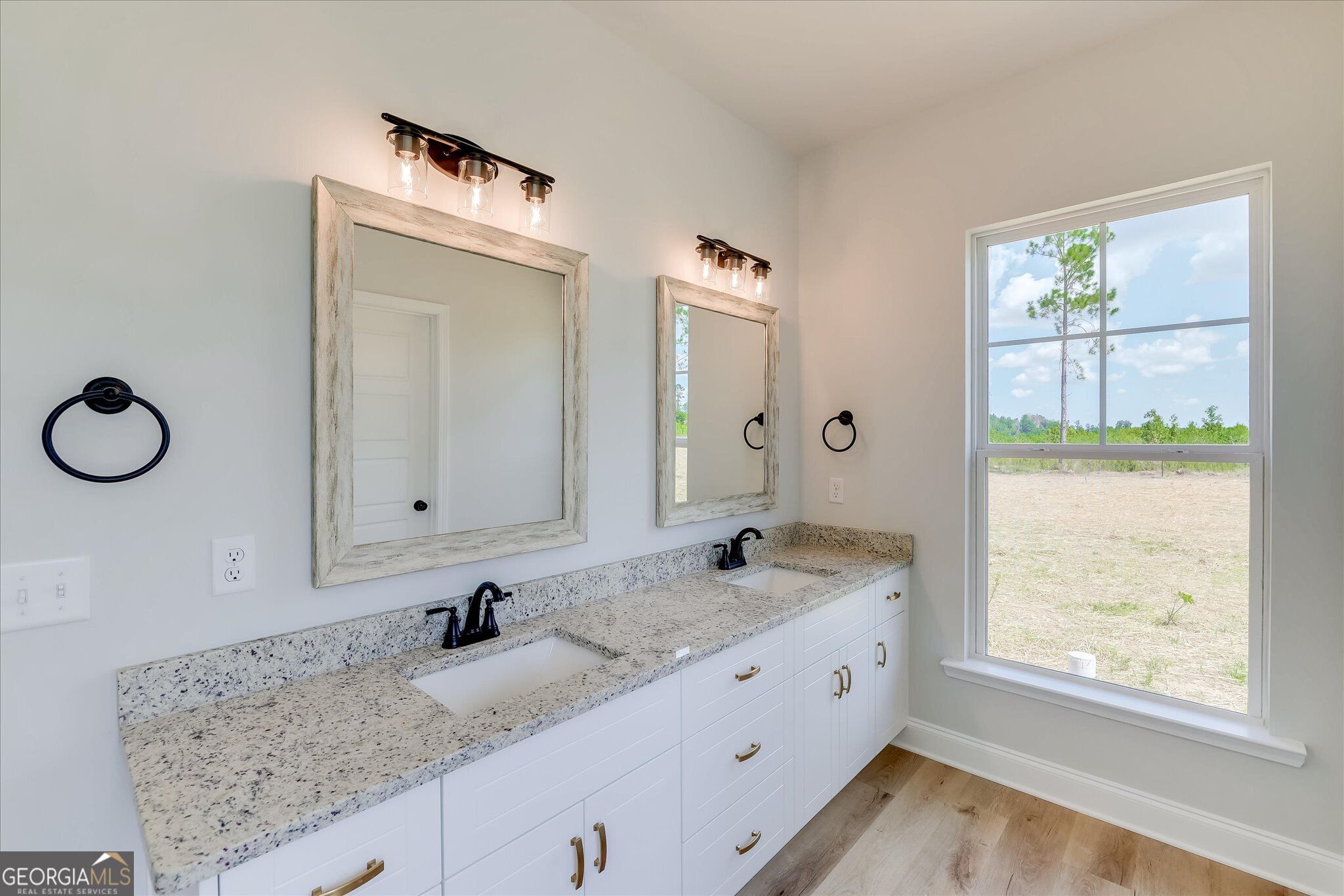 315 Livingston Bend