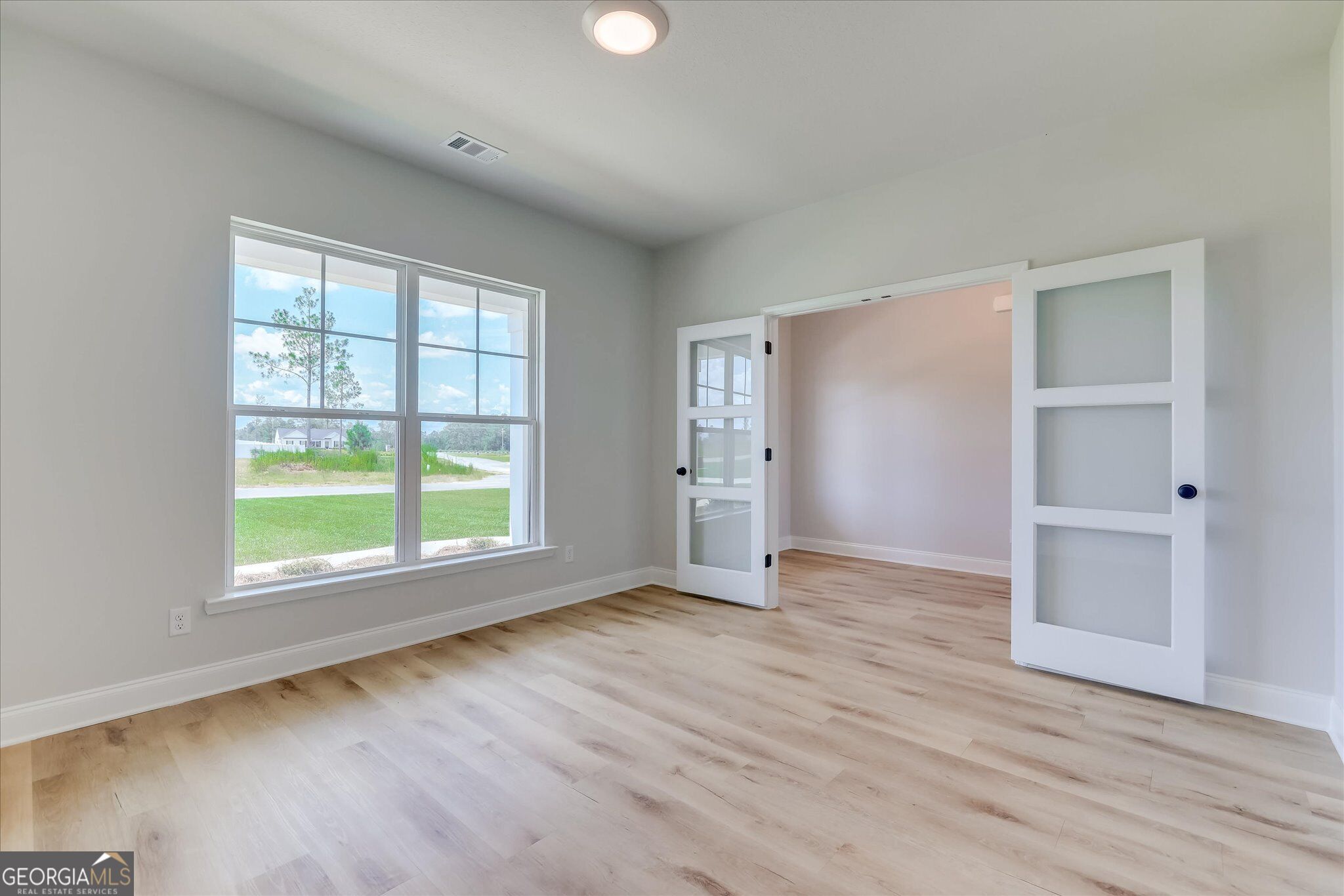 315 Livingston Bend
