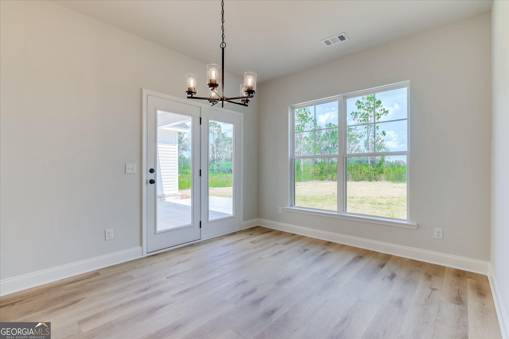 315 Livingston Bend