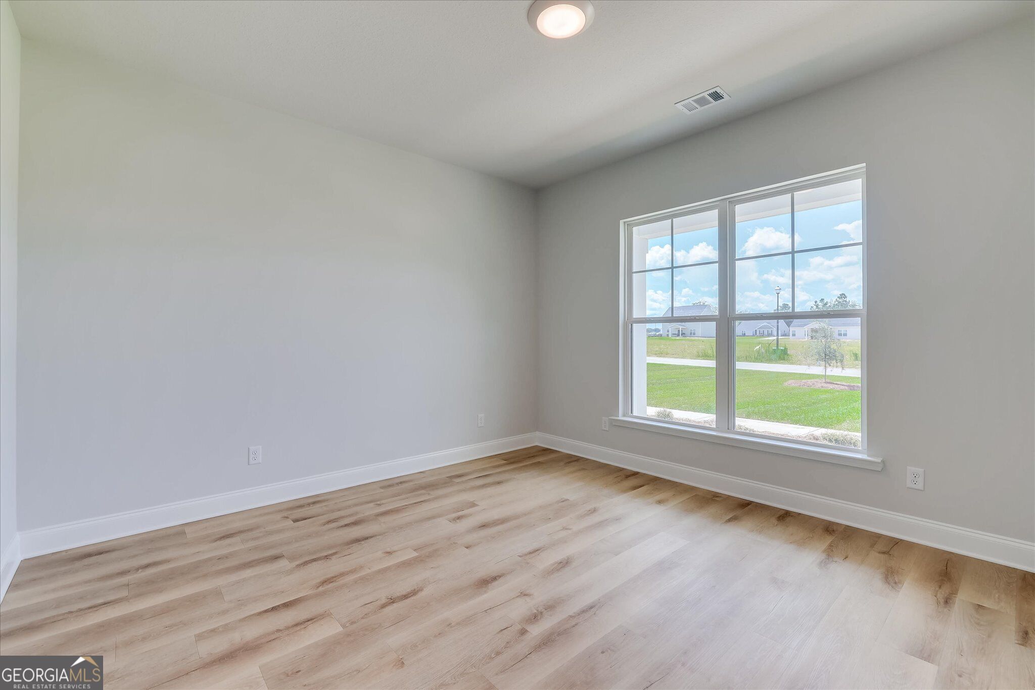 315 Livingston Bend