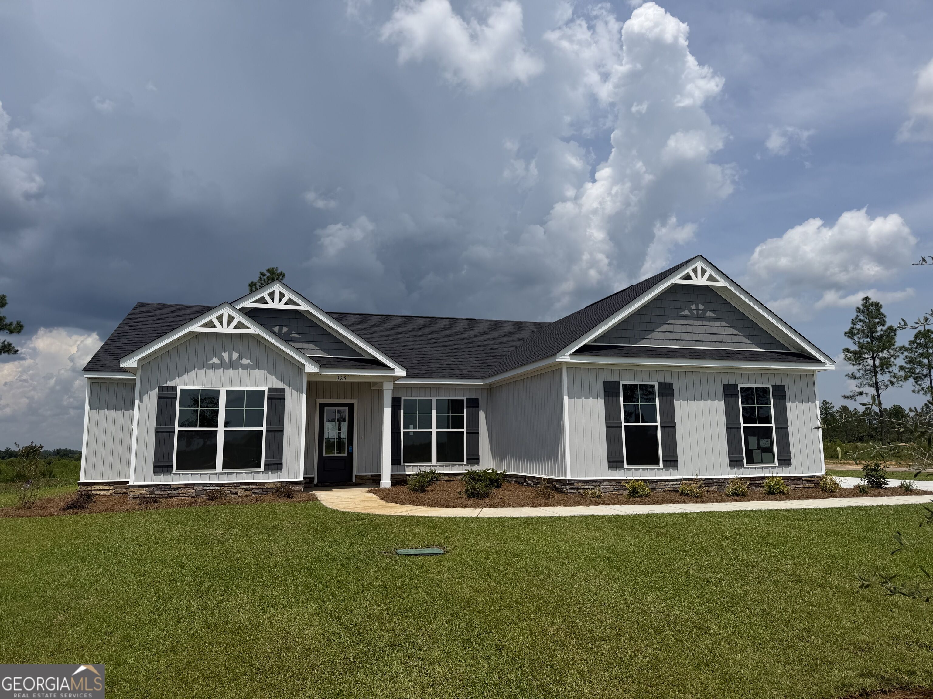 325 Livingston Bend