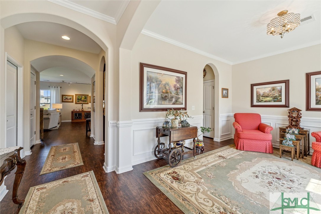 225 Willow Point Circle