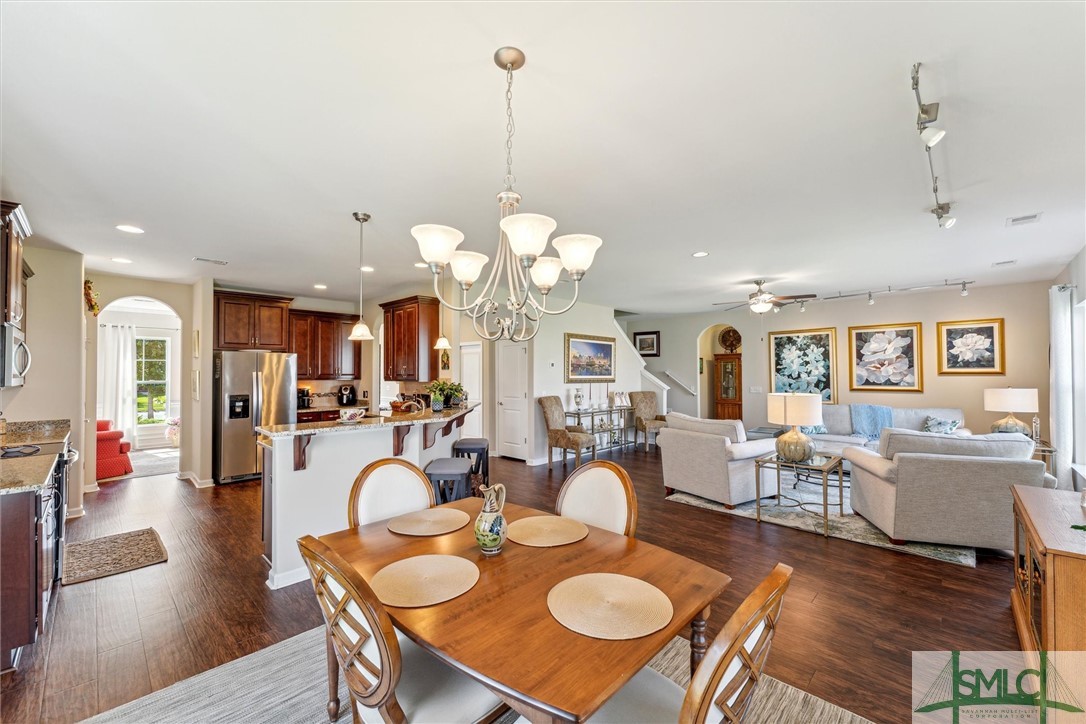 225 Willow Point Circle