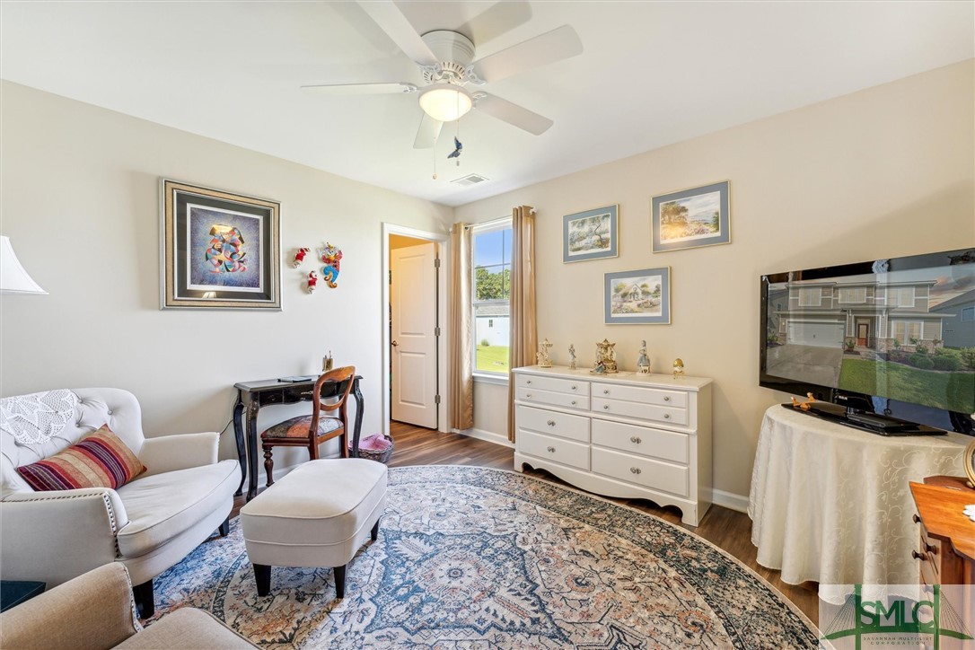 225 Willow Point Circle