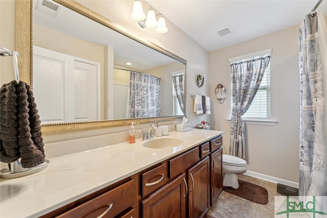 225 Willow Point Circle