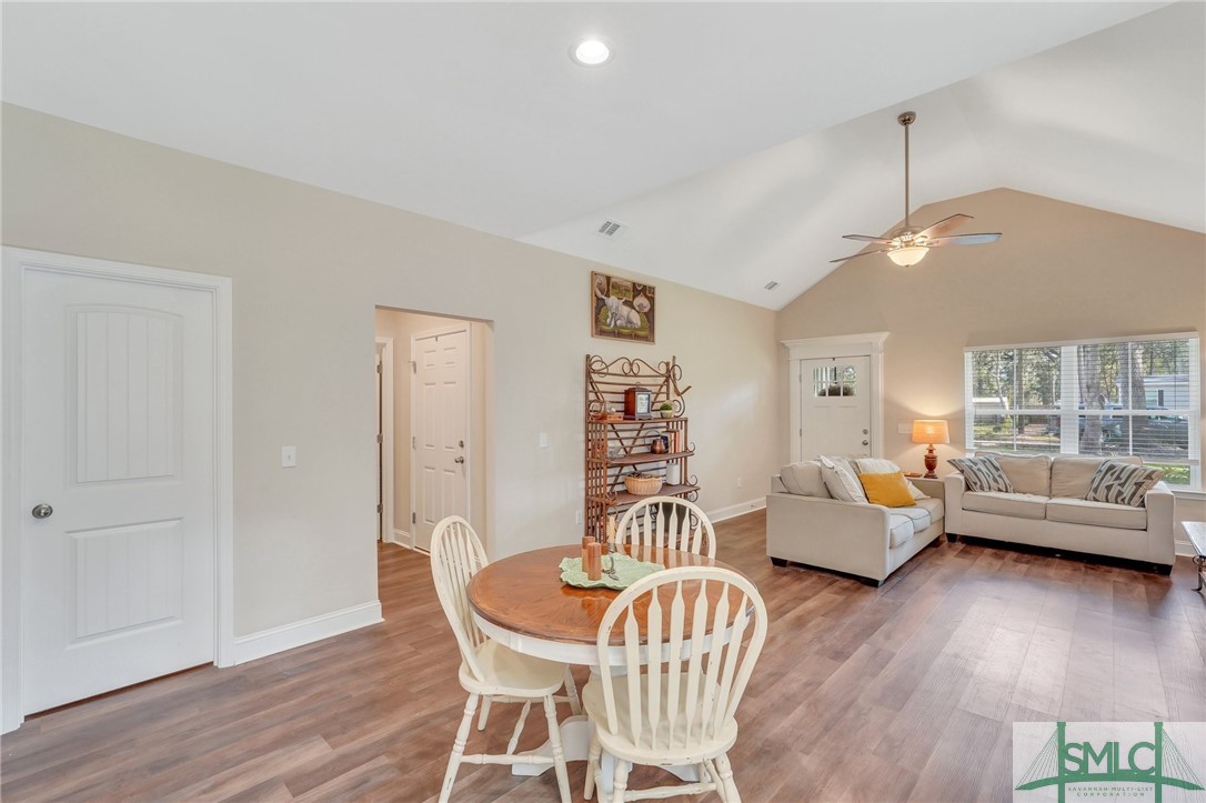 123 Circle Road