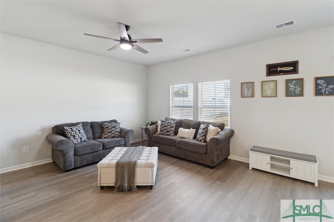 147 Franklins Walk