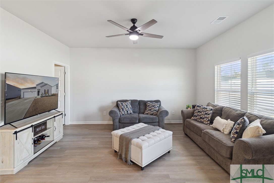 147 Franklins Walk