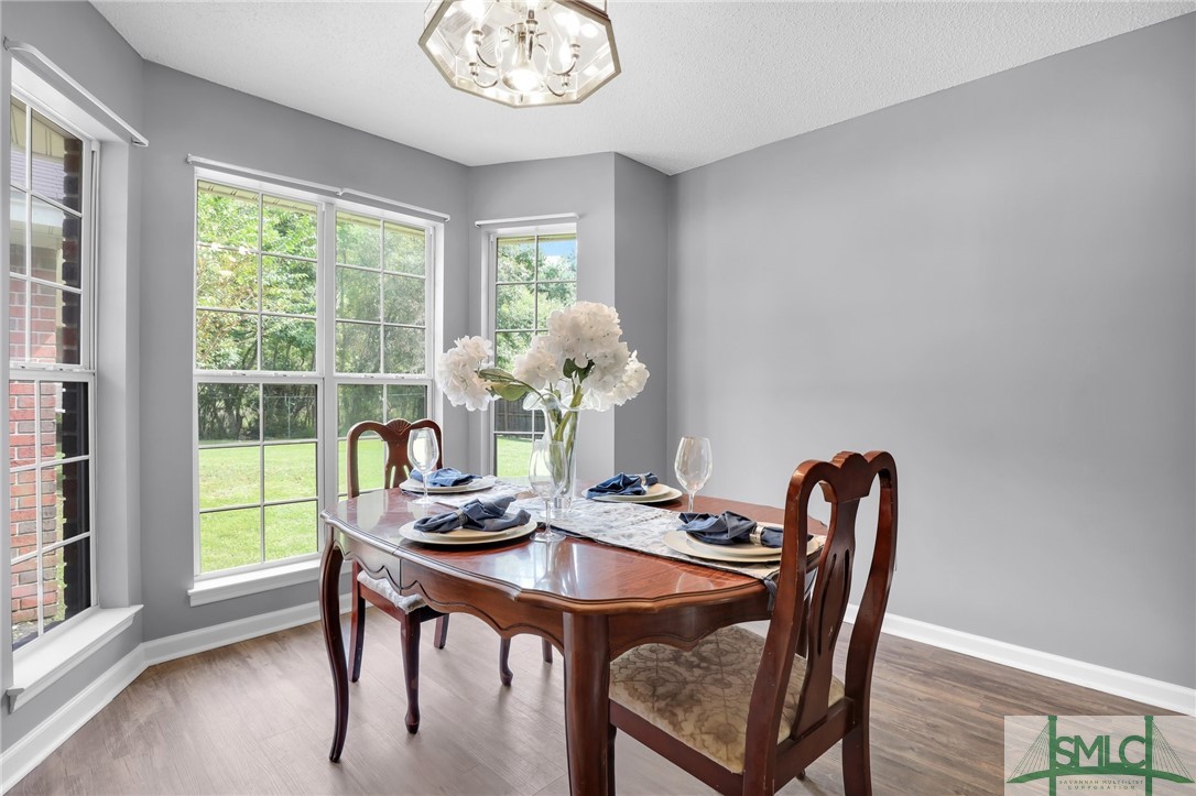 602 S Skinner Avenue