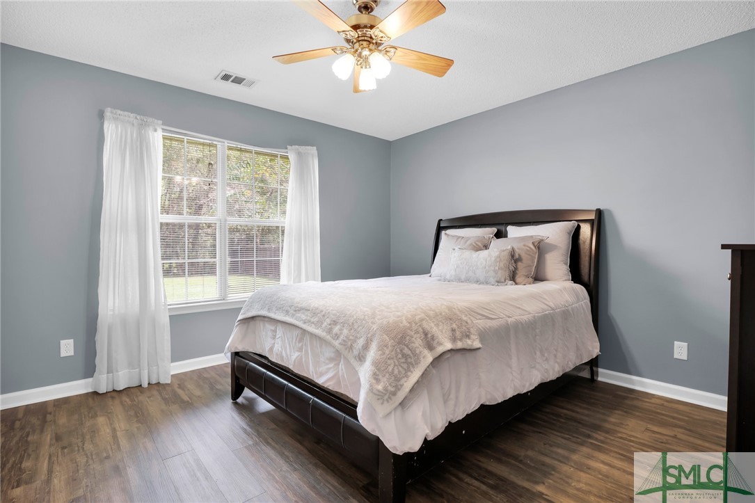 602 S Skinner Avenue