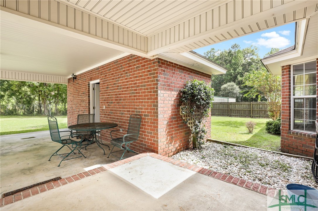 602 S Skinner Avenue